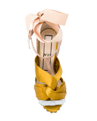 goldene Satin Sandaletten von N°21