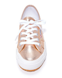 goldene Segeltuch Turnschuhe von Superga