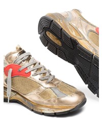 goldene Sportschuhe von Golden Goose