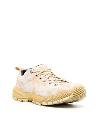 goldene Wildleder niedrige Sneakers von Merrell