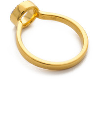 goldener Ring von Monica Vinader