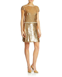 goldenes gerade geschnittenes Kleid aus Paillette
