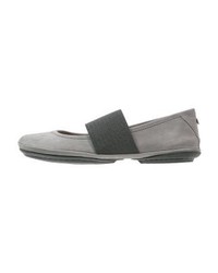 graue Ballerinas von Camper