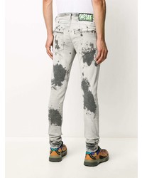 graue bedruckte enge Jeans von Diesel