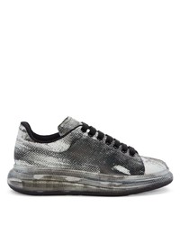 graue bedruckte niedrige Sneakers von Alexander McQueen