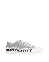 graue bedruckte Segeltuch niedrige Sneakers von Burberry