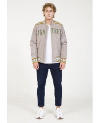 graue Bomberjacke von PLUS EIGHTEEN