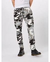 graue Camouflage Cargohose von Urban Classics