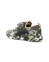 graue Camouflage niedrige Sneakers von Diesel