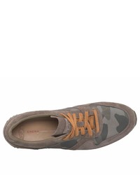graue Camouflage niedrige Sneakers von UGG