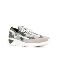 graue Camouflage Segeltuch niedrige Sneakers von Diesel