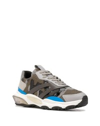 graue Camouflage Sportschuhe von Valentino Garavani