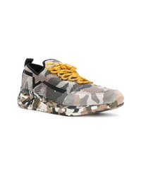 graue Camouflage Sportschuhe von Diesel