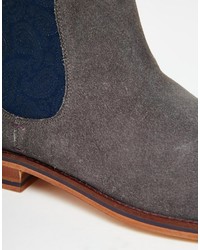 graue Chelsea Boots aus Wildleder von Ted Baker