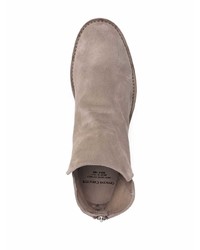 graue Chelsea Boots aus Wildleder von Officine Creative