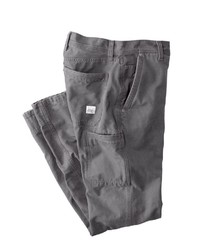 graue Chinohose von Eddie Bauer