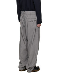 graue Chinohose von Engineered Garments