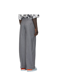 graue Chinohose von Eckhaus Latta