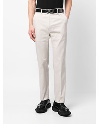 graue Chinohose von Ferragamo