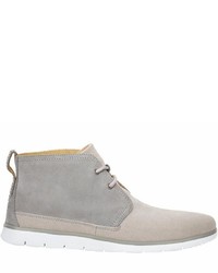 graue Chukka-Stiefel aus Wildleder von UGG