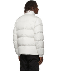 graue Daunenjacke von Moncler