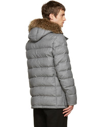 graue Daunenjacke von Moncler