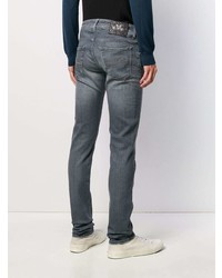 graue enge Jeans mit Destroyed-Effekten von Jacob Cohen