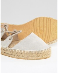 graue Espadrilles von Asos