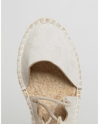 graue Espadrilles von Asos