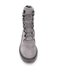 graue flache Stiefel mit einer Schnürung aus Wildleder von Casadei