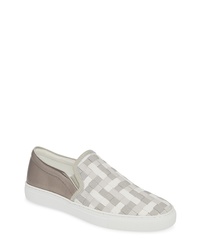 graue geflochtene Slip-On Sneakers