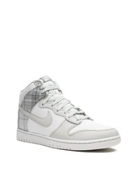 graue hohe Sneakers aus Leder mit Schottenmuster von Nike