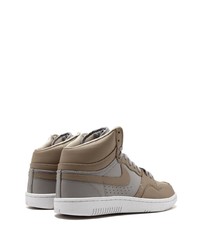 graue hohe Sneakers aus Leder von Nike