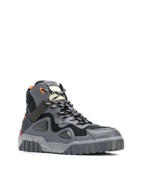 graue hohe Sneakers aus Leder von Diesel