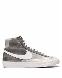 graue hohe Sneakers aus Segeltuch mit Karomuster von Nike