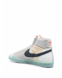 graue hohe Sneakers aus Segeltuch von Nike