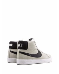 graue hohe Sneakers aus Wildleder von Nike