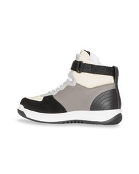 graue hohe Sneakers aus Wildleder von Burberry