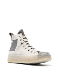 graue hohe Sneakers von Converse