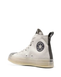 graue hohe Sneakers von Converse