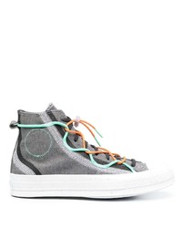 graue hohe Sneakers von Converse