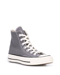 graue hohe Sneakers von Converse