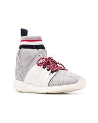 graue hohe Sneakers von Moncler