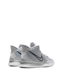 graue hohe Sneakers von Nike