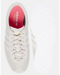 graue hohe Sneakers von adidas