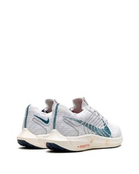 graue hohe Sneakers von Nike