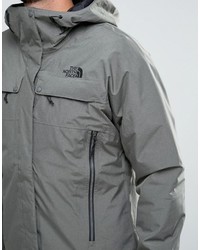 graue Jacke von The North Face