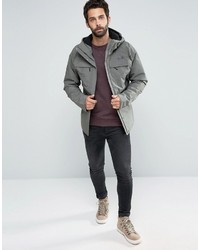 graue Jacke von The North Face