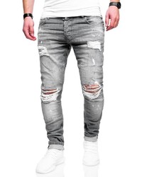 graue Jeans mit Destroyed-Effekten von behype