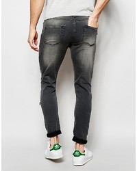 graue Jeans mit Destroyed-Effekten von Asos